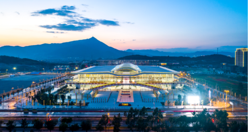304不銹鋼護(hù)欄助力福建莆田秀嶼區(qū)莆田市會展中心
